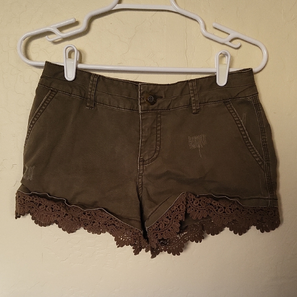 Brown Lace Trim Women Shorts